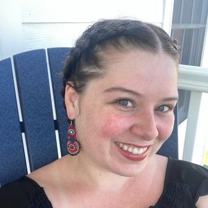 Meet your Posher, Madi